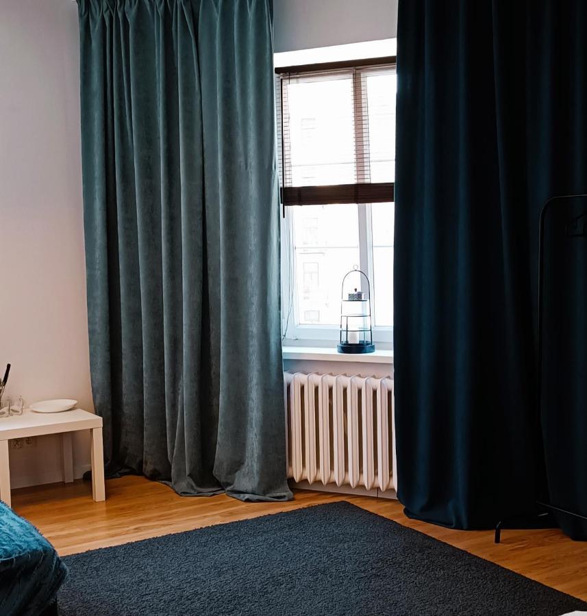 Duzy Prywatny Pokoj Blisko Starego Miasta. Pokoj 7 Warschau Buitenkant foto